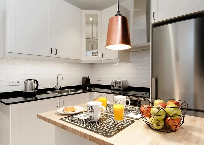 Pelayo, moderno apartamento para dos en Chueca