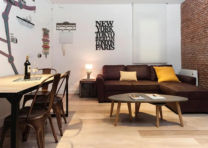 Pelayo, moderno apartamento para dos en Chueca